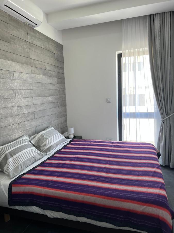 Cosy & Modern Top Floor 1-Bedroom Apartment St. Paul's Bay Esterno foto