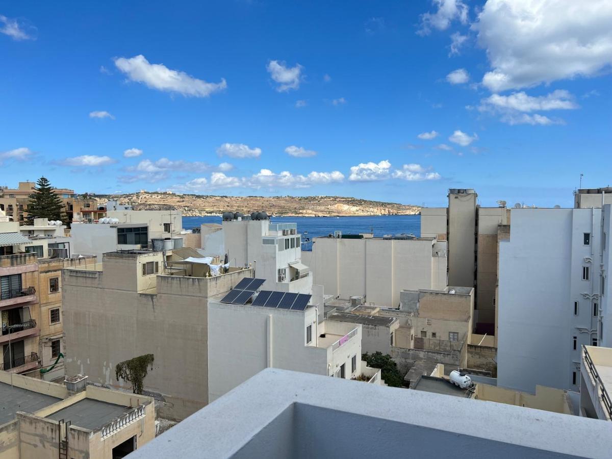 Cosy & Modern Top Floor 1-Bedroom Apartment St. Paul's Bay Esterno foto