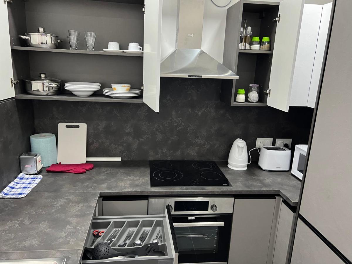 Cosy & Modern Top Floor 1-Bedroom Apartment St. Paul's Bay Esterno foto
