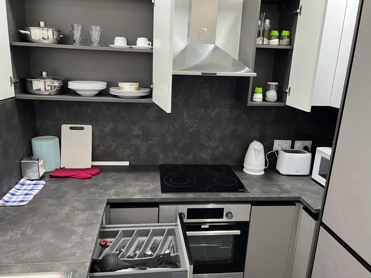 Cosy & Modern Top Floor 1-Bedroom Apartment St. Paul's Bay Esterno foto
